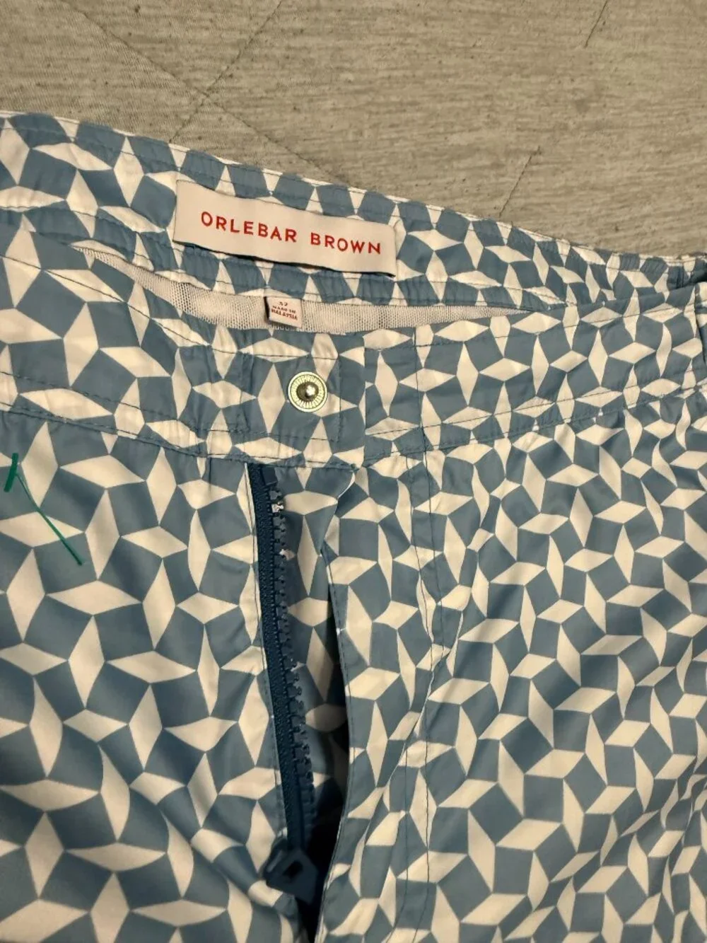 Mens Orlebar Brown Bulldog Tailored Mid-Length Geometric Print Swim Shorts Sz 32